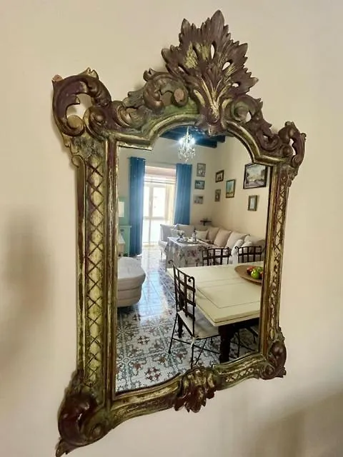 Gatu Casa Lola , 
